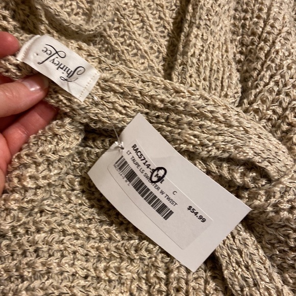 Shirley Lee Sweater with a twist back . Open - Picture 11 of 14